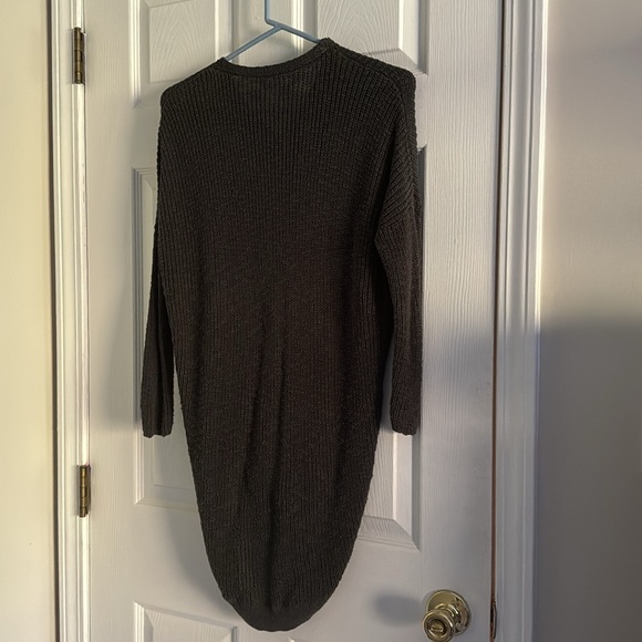 Express Sweater - Picture 9 of 10